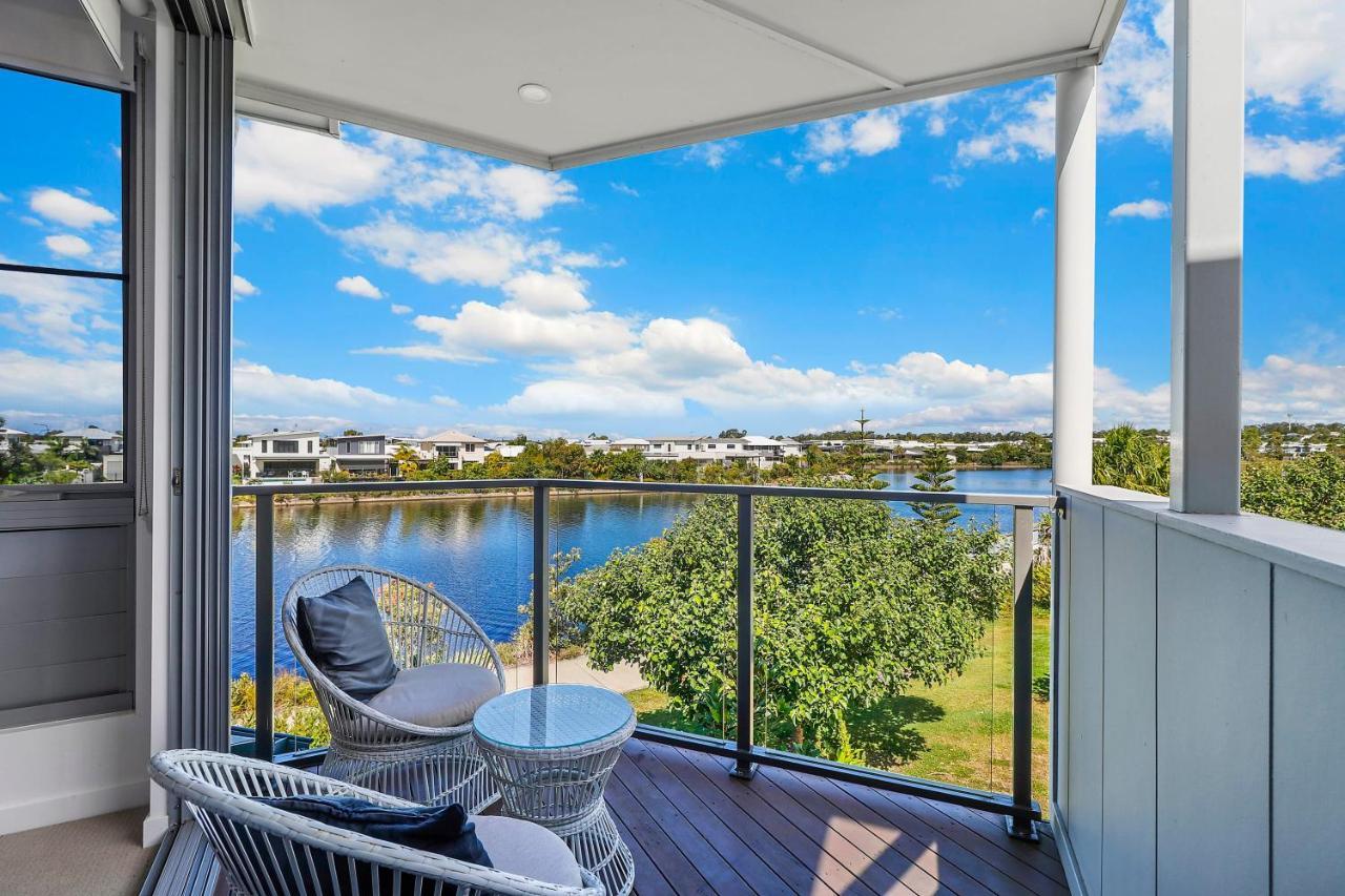 Welcoming Lakeside Getaway With Waterviews, Wifi, Pool & Park Mooloolaba Exterior photo